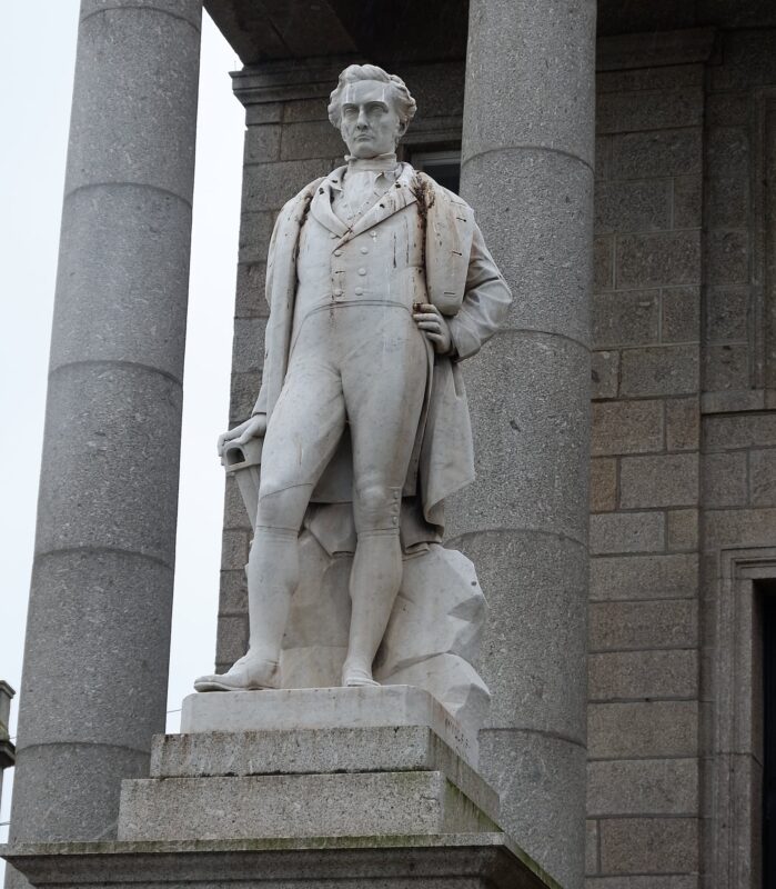Statue of Humphry Davy in Market Jew St Penzance